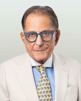 Bob Cohen 1965 Cohen Clair Lans headshot 568x704